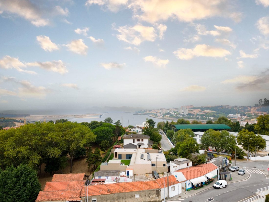 Apartment in Santa Marinha e Sao Pedro da Afurada, Porto District, Portugal 3 - 17440790