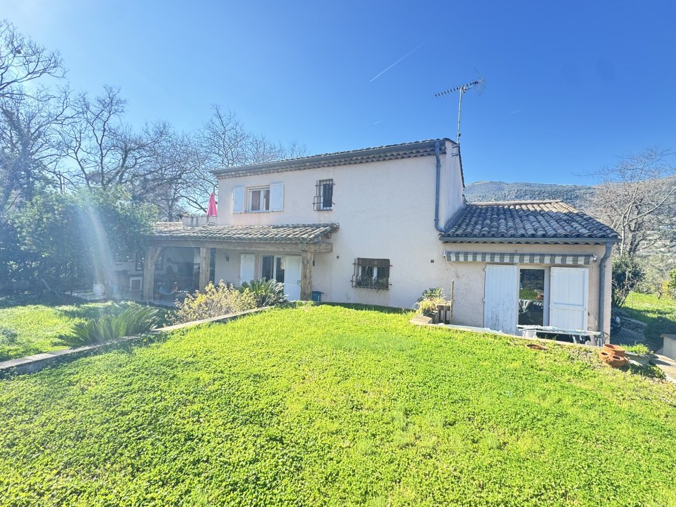 Villa in Tourrettes-sur-Loup, Provence-Alpes-Côte d'Azur, France 2 - 17363676