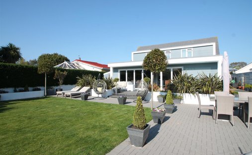 House in Jersey, Jersey 1