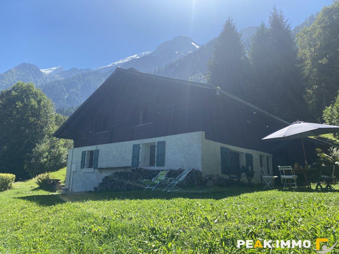 Chalet in Les Houches, Auvergne-Rhône-Alpes, France 5 - 17440612