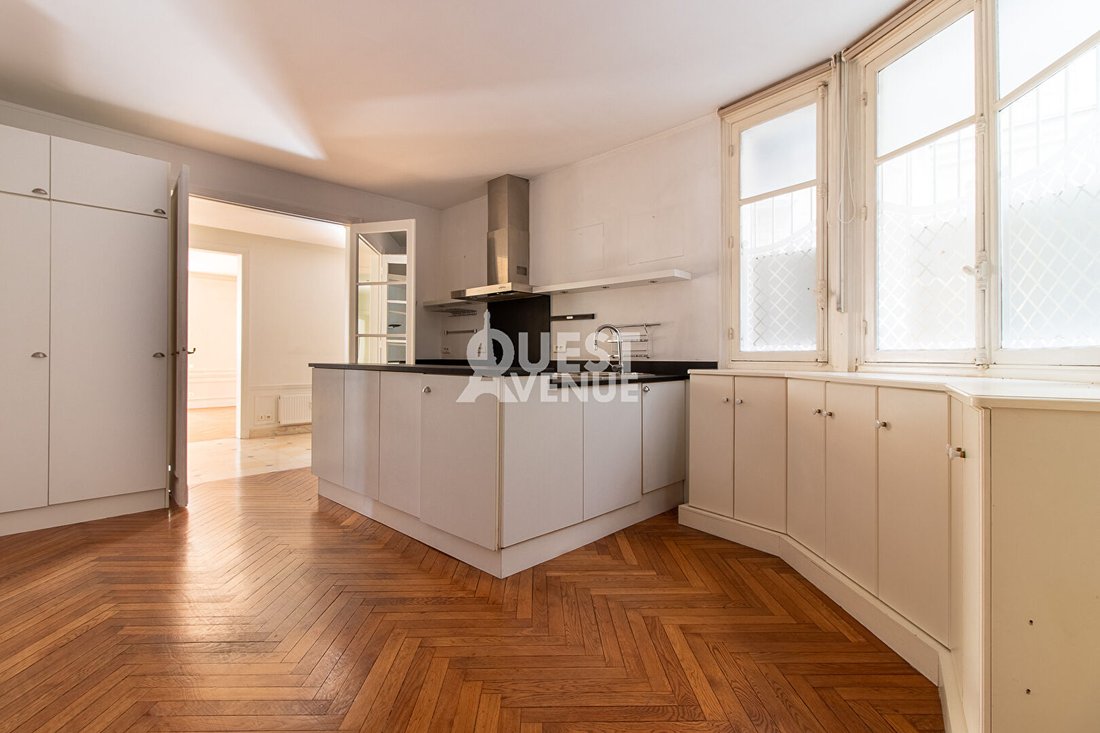 Apartment in Silly-Gallieni, Boulogne-Billancourt, France 3 - 17440556