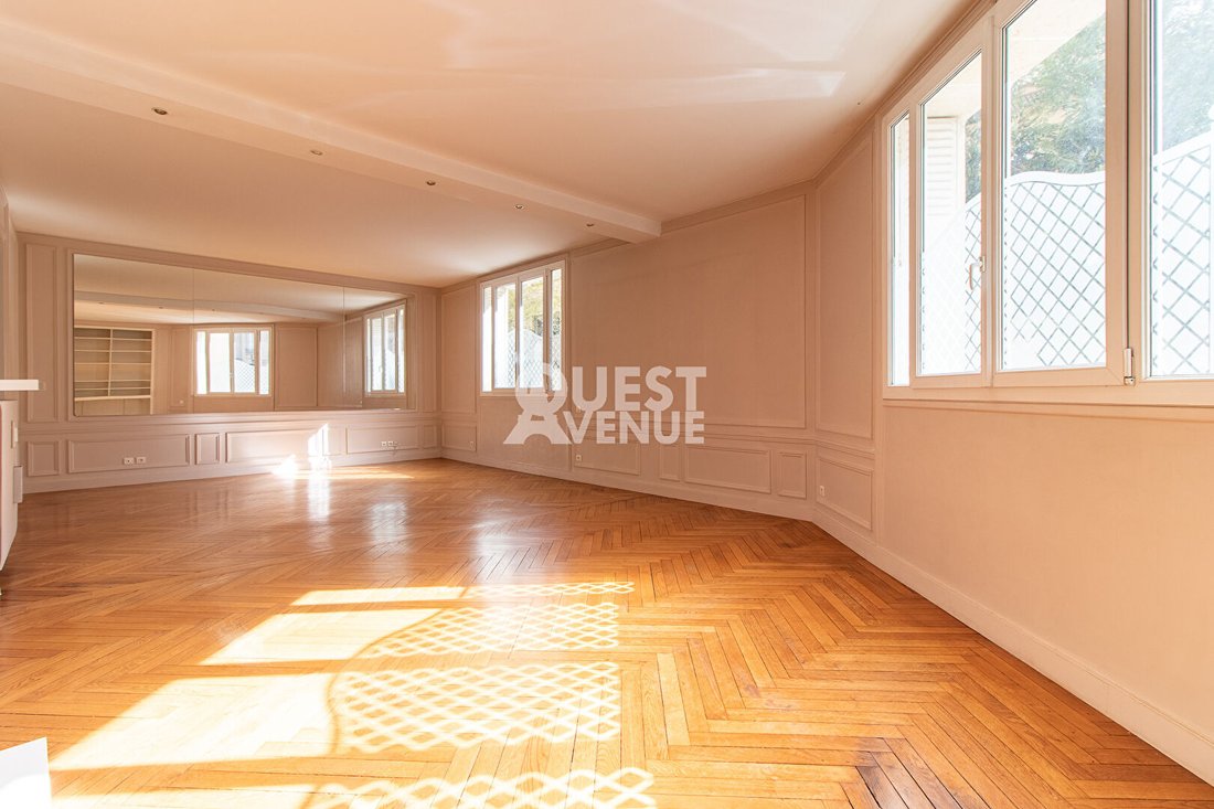 Apartment in Silly-Gallieni, Boulogne-Billancourt, France 1 - 17440556