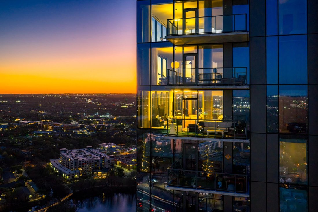 Condo in Austin, Texas, United States 4 - 17441037