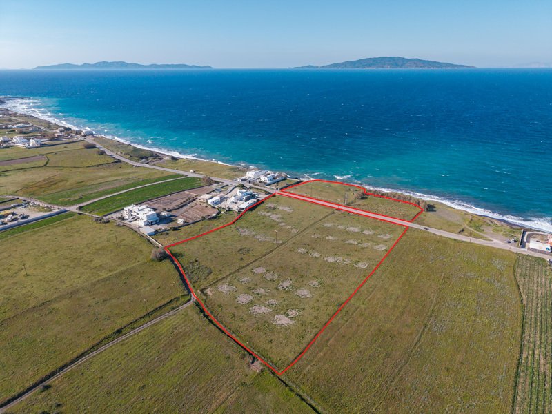 Land in Thira, Aegean, Greece 3 - 17441018