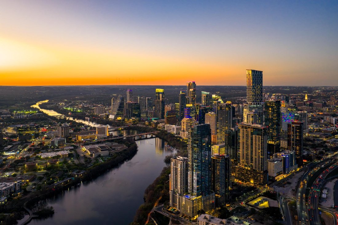 Condo in Austin, Texas, United States 5 - 17441037