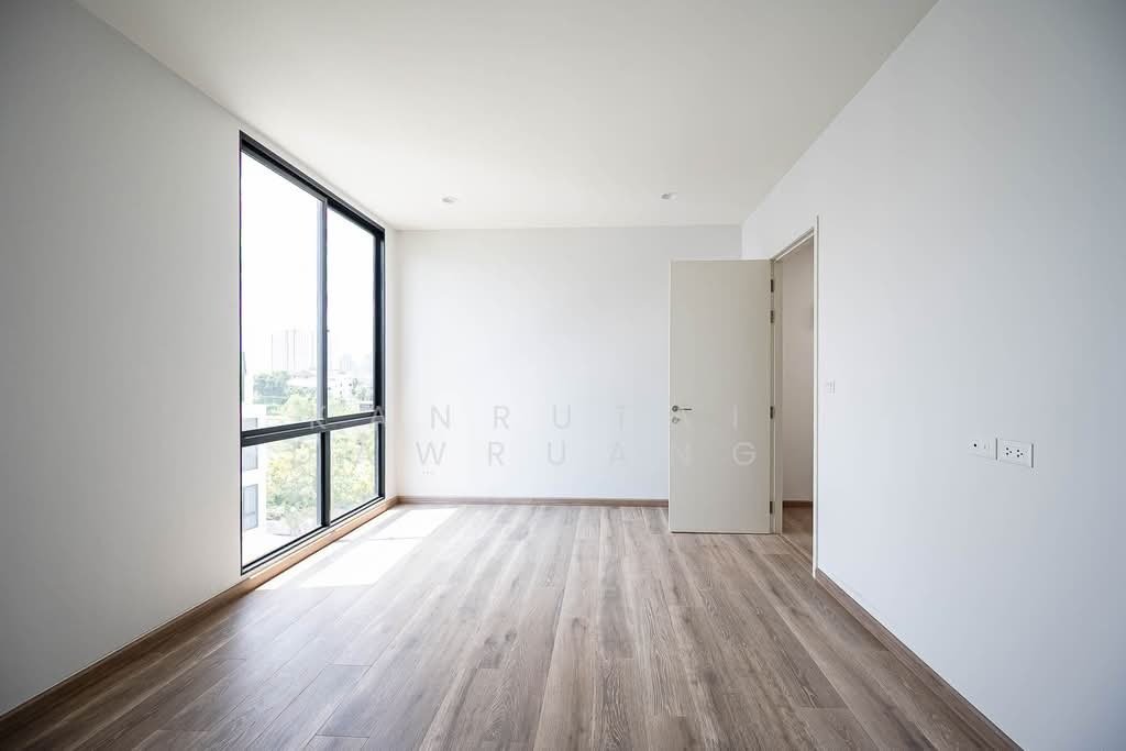 Townhouse in Ban Pong, Ratchaburi, Thailand 2 - 17441772