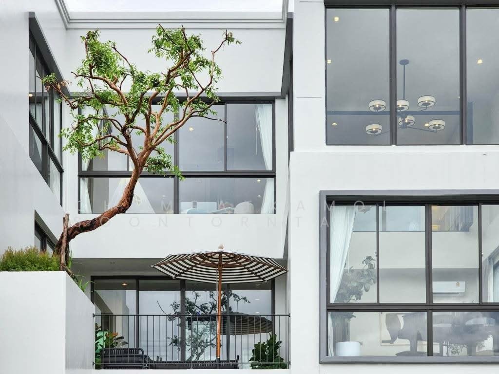 Townhouse in Khlong Sam Prawet, Krung Thep Maha Nakhon, Thailand 3 - 17441663