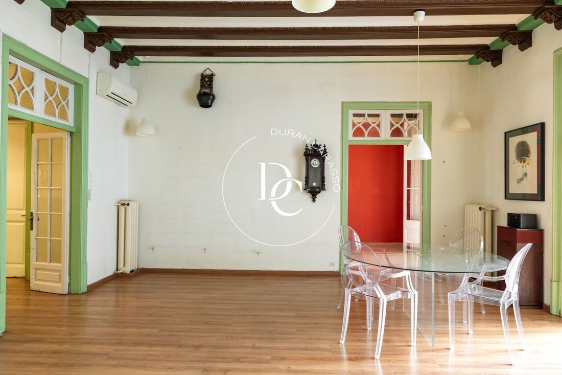 Apartment in Eixample, Barcelona, Spain 5 - 17440926