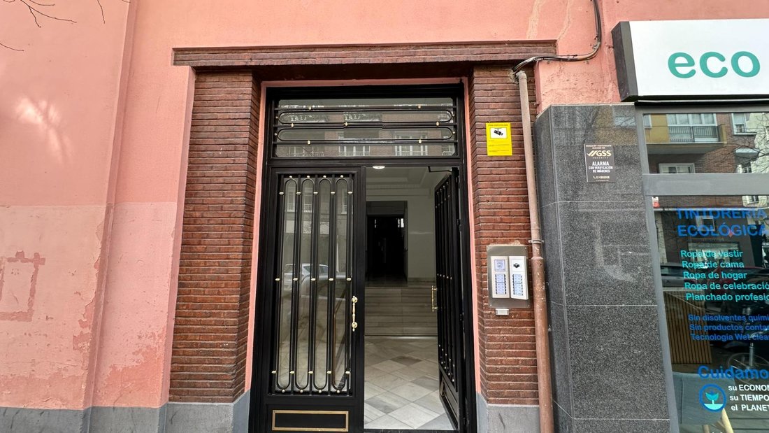 Appartamento a Chamberí, Madrid, Spagna 3 - 17440938