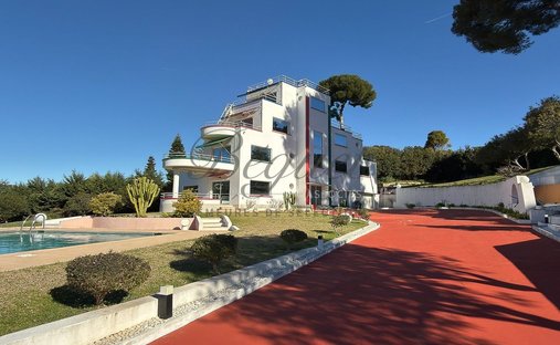 House in Saint Maymes-Lauvert, Antibes, France 1