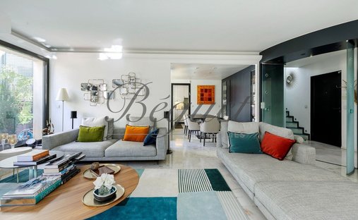 Apartment in Parchamp–Albert Kahn, Boulogne-Billancourt, France 1