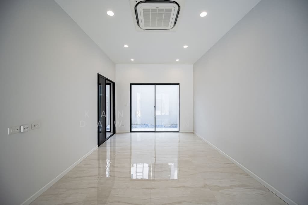 Townhouse in Ban Pong, Ratchaburi, Thailand 5 - 17441772