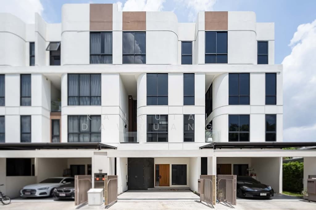 Townhouse in Ban Pong, Ratchaburi, Thailand 1 - 17441772