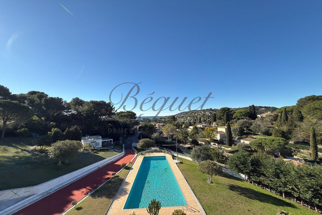 House in Saint Maymes-Lauvert, Antibes, France 3 - 17396059