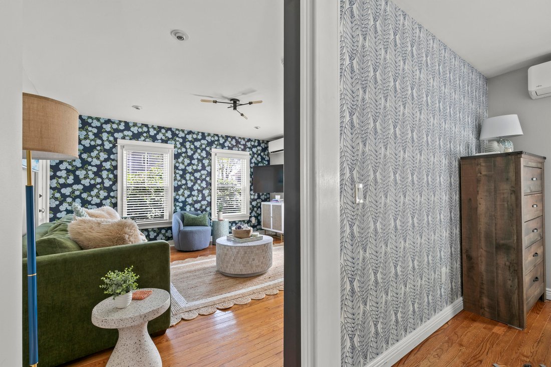 Condo in Provincetown, Massachusetts, United States 5 - 17441097