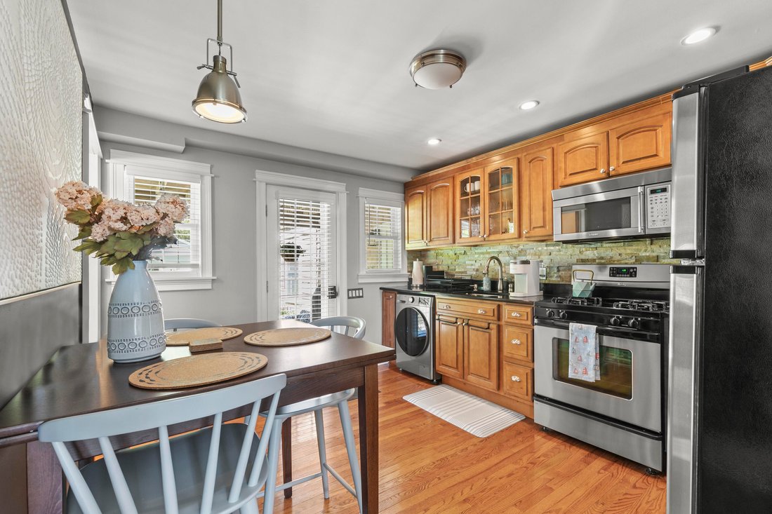 Condo in Provincetown, Massachusetts, United States 3 - 17441097