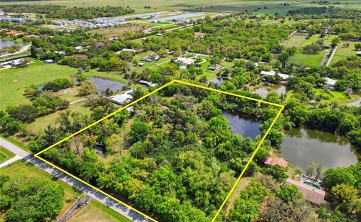 Land in Sarasota, Florida, United States 1