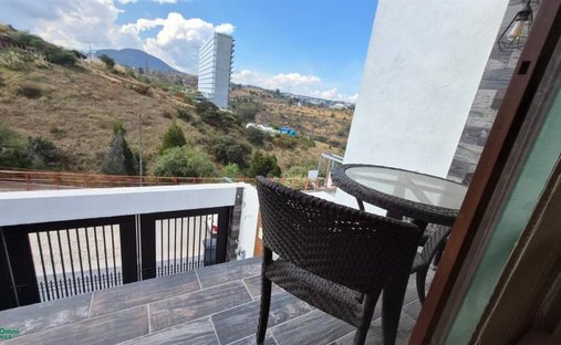 House in Rincón Verde, State of Mexico, Mexico 1