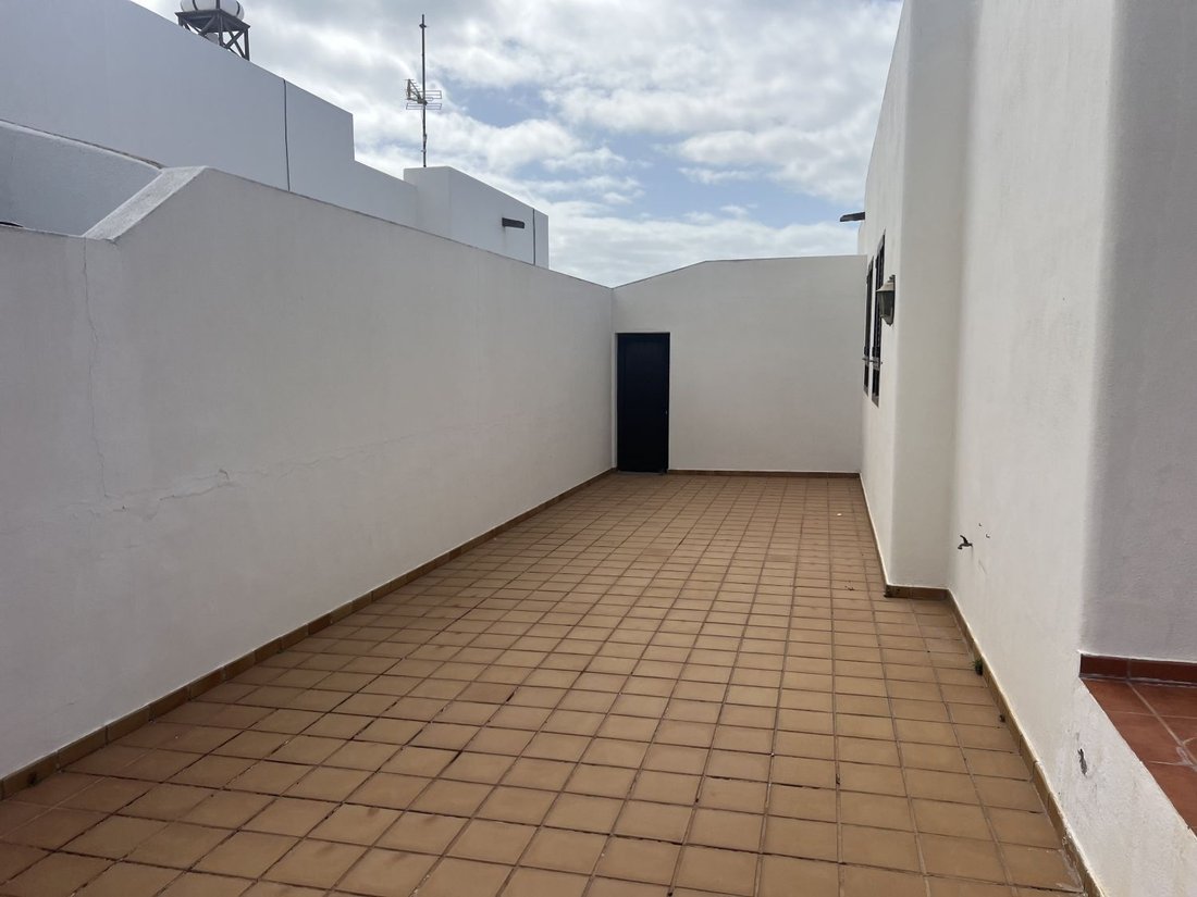 House in Playa Blanca, Yaiza, Spain 3 - 17441845