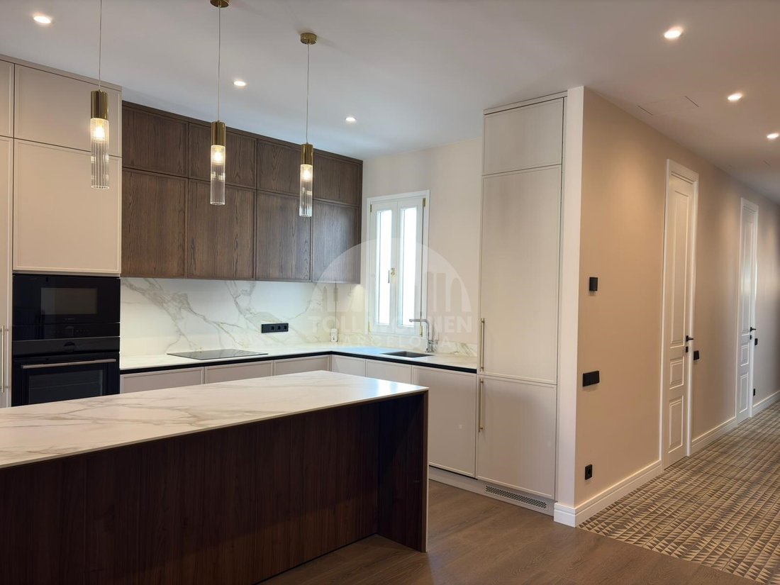 Apartment in Eixample, Barcelona, Spain 4 - 16776200