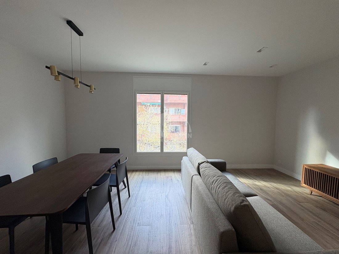 Apartment in Eixample, Barcelona, Spain 1 - 17366027