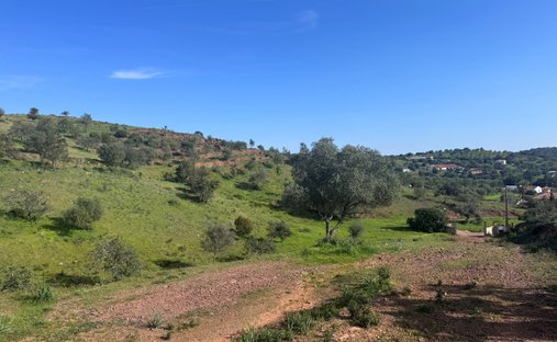 Land in Santa Catarina da Fonte do Bispo, Algarve, Portugal 1