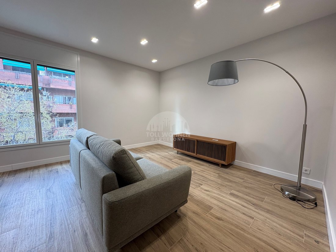 Apartment in Eixample, Barcelona, Spain 3 - 17366027