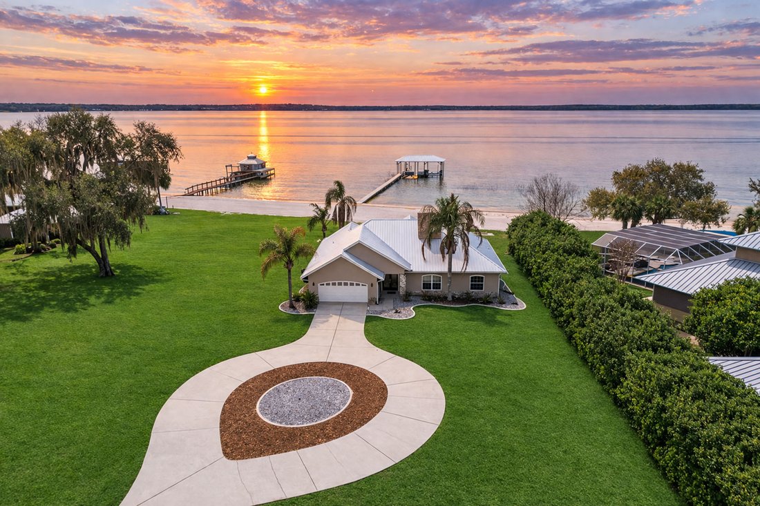 House in Ocklawaha, Florida, United States 1 - 17441886