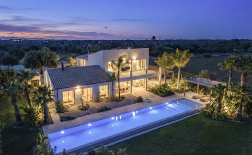 Villa in Llucmajor, Balearic Islands, Spain 1