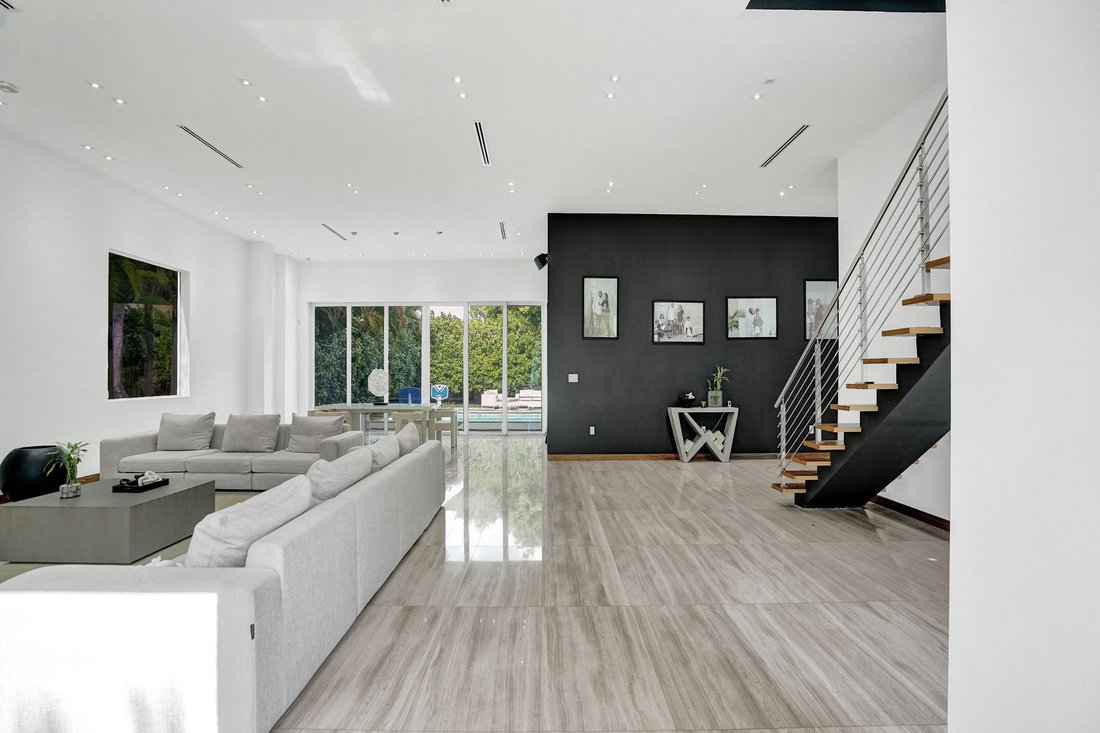 House in North Miami Beach, Florida, United States 4 - 17442073