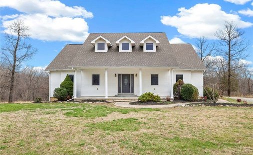 House in Maysville, Arkansas, United States 1