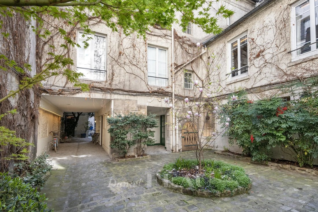 Apartment in Odéon, Paris 6e Arrondissement, Paris 1 - 17447189