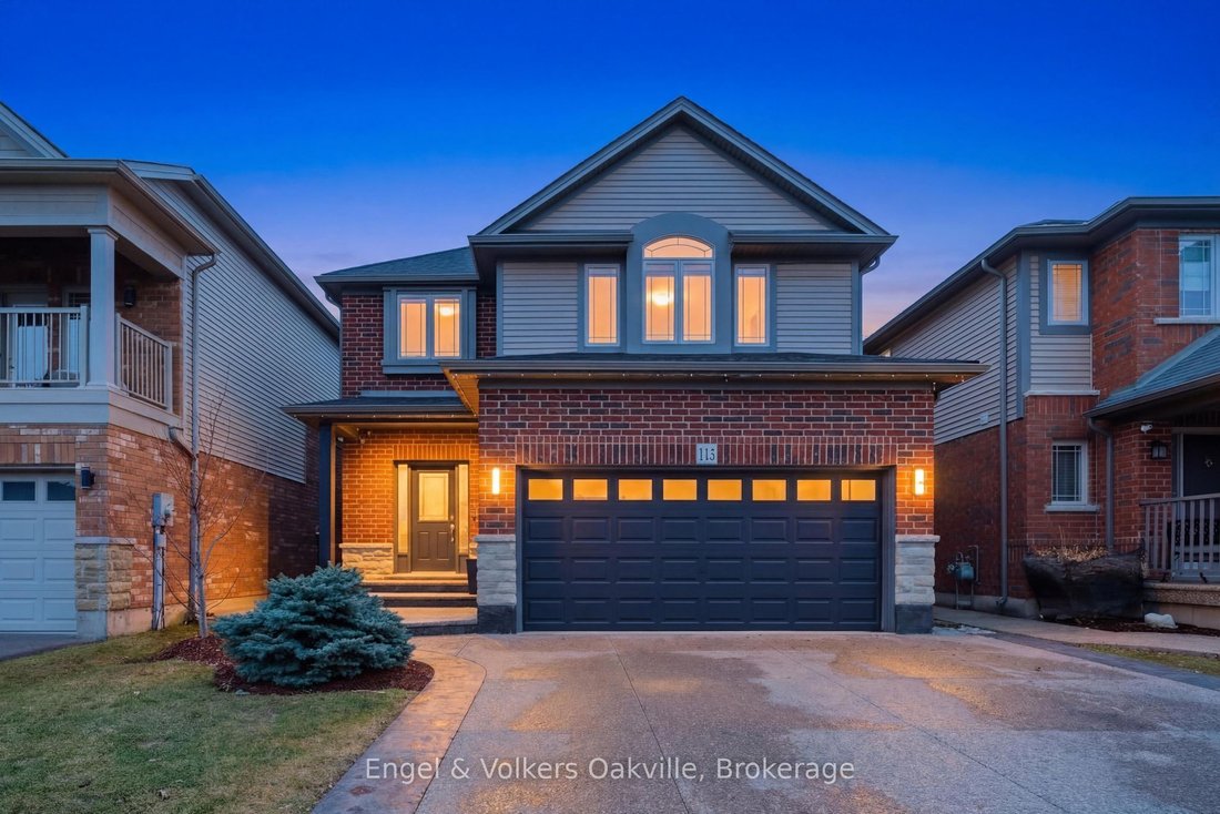 House in Hamilton, Ontario, Canada 1 - 17446879