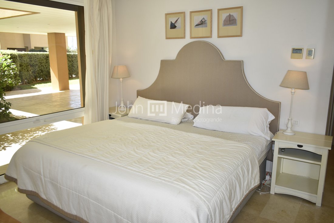 Apartment in Sotogrande, San Roque, Andalusia 5 - 17443789