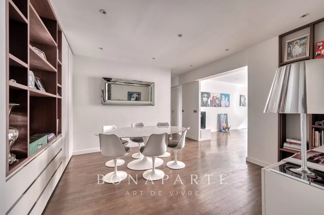 Appartamento a Triangle d'Or, Paris 8e Arrondissement, Parigi 5 - 17444835