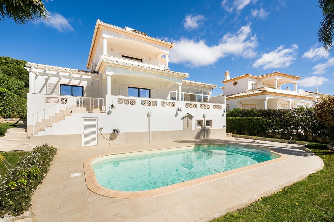 House in Loule (Sao Clemente), Algarve, Portugal 1 - 17447687