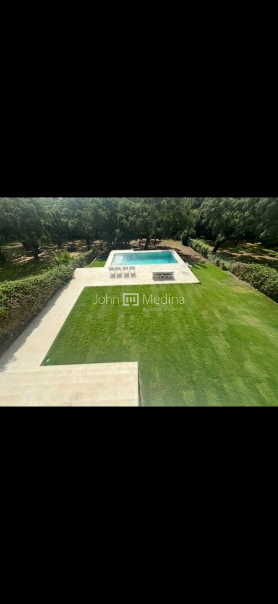 Townhouse in Sotogrande, San Roque, Andalusia 2 - 17443515