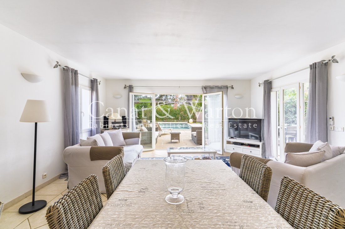 Villa in Sud, Cavalaire-sur-Mer, France 3 - 17447285