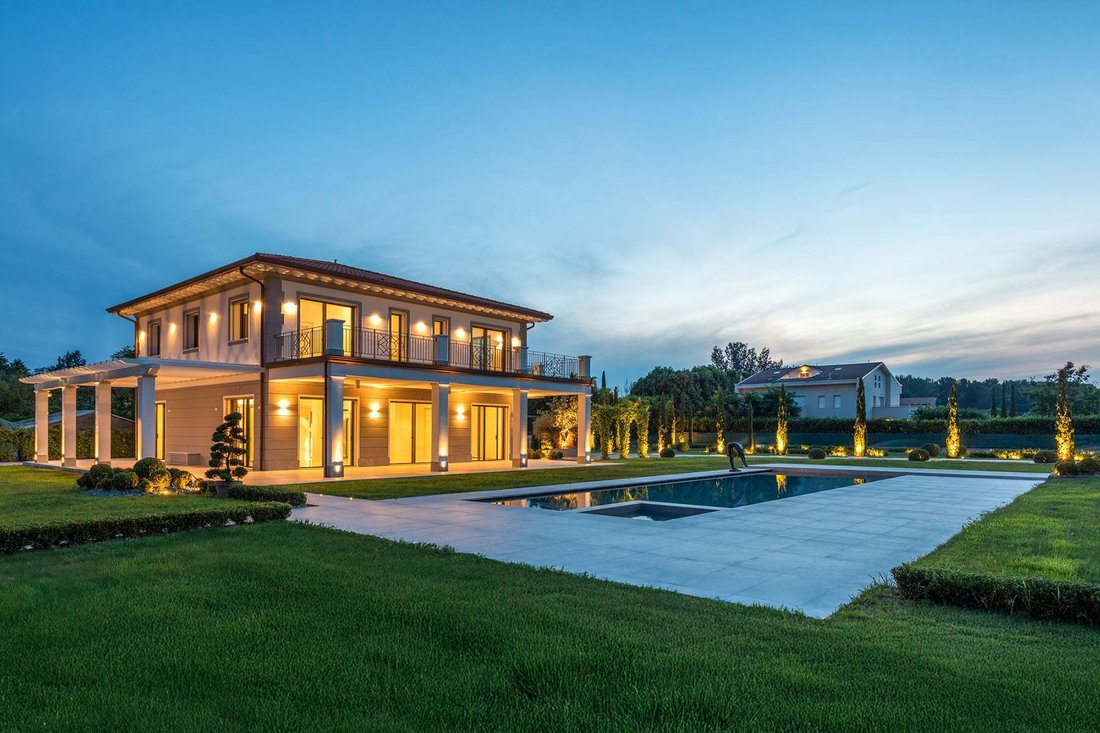 Villa in Seravezza, Tuscany, Italy 2 - 17446738