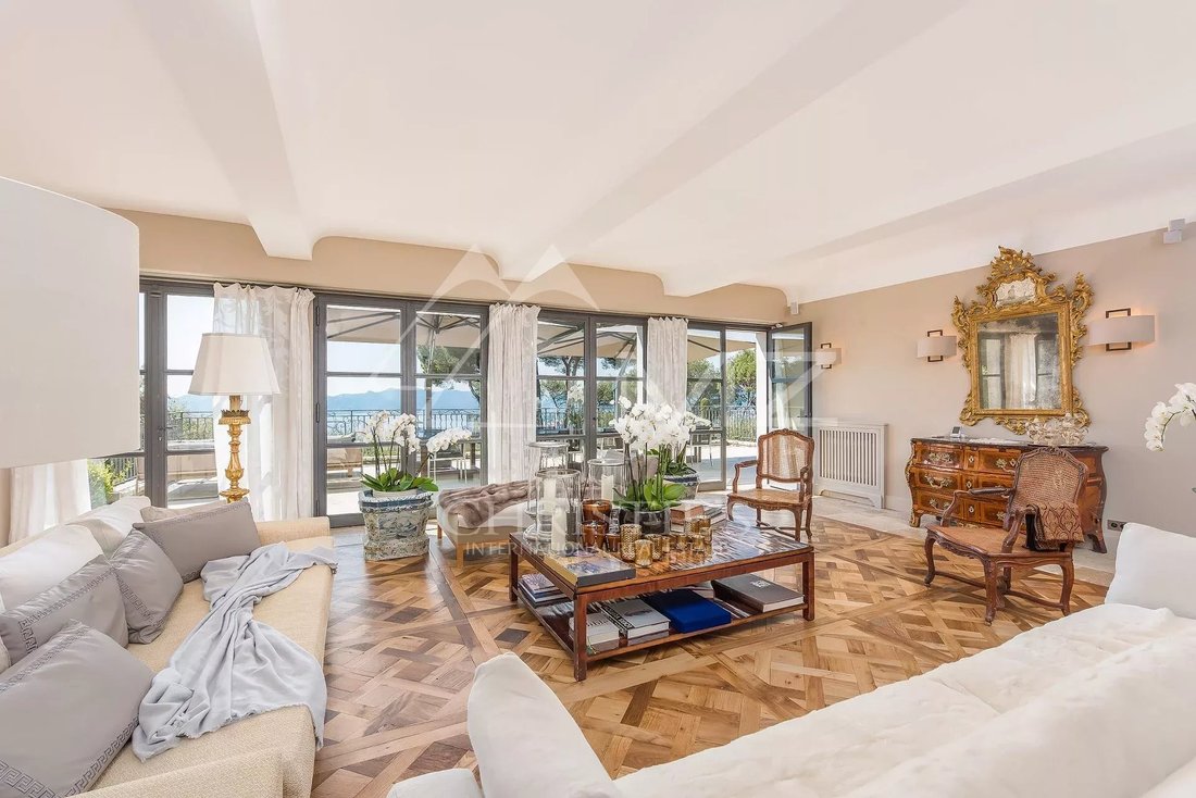 Villa in Montfleury, Cannes, France 3 - 17447037