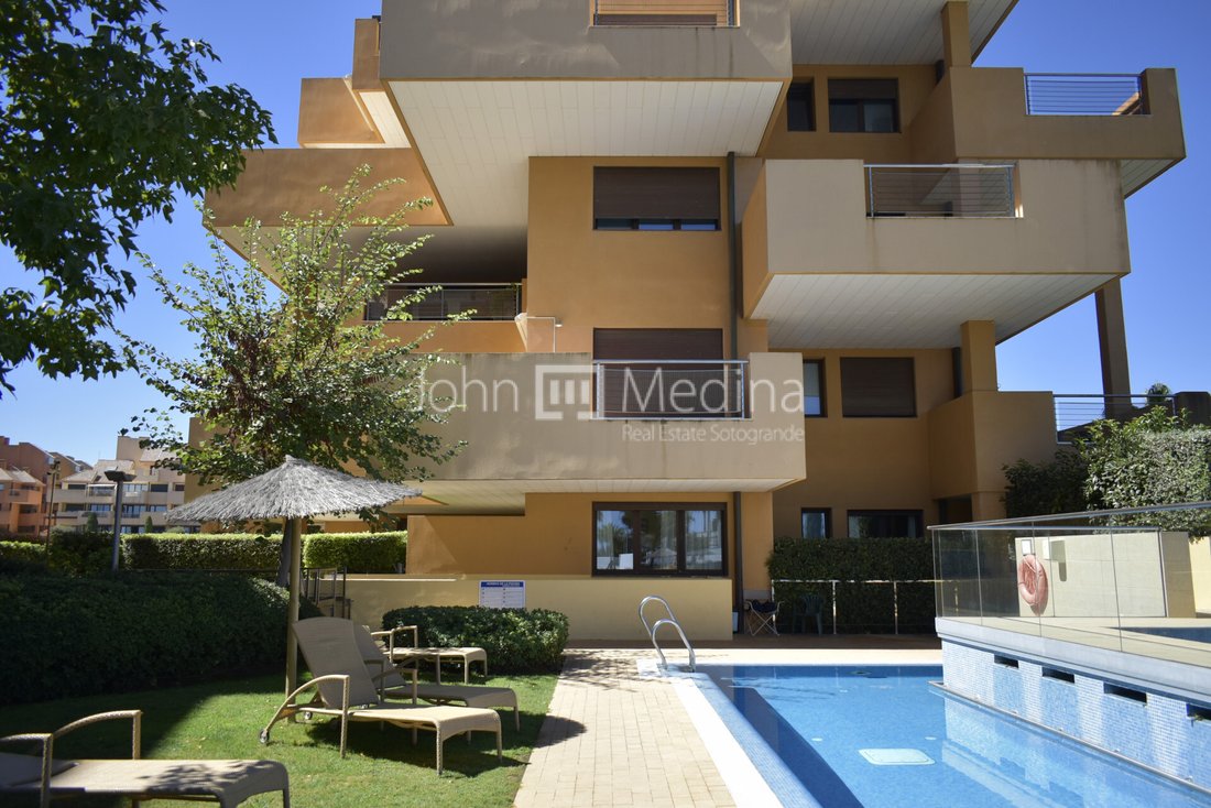 Apartment in Sotogrande, San Roque, Andalusia 1 - 17443789