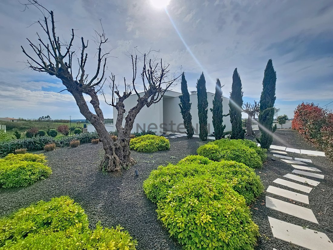House in Atouguia da Baleia, Leiria District, Portugal 2 - 17445049