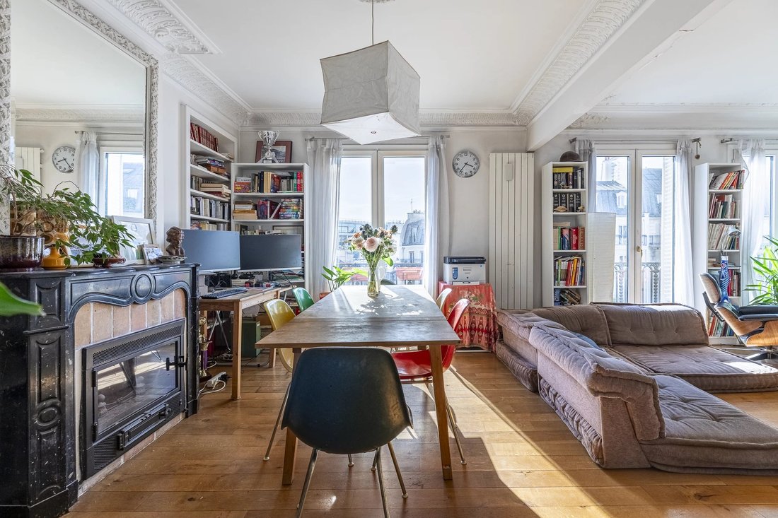 Apartment in Paris, Île-de-France, France 3 - 17442489