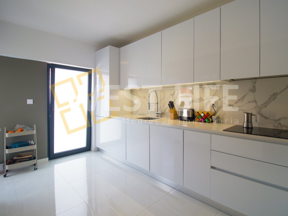 Apartment in Malveira e Sao Miguel de Alcainca, Lisbon, Portugal 5 - 16951082