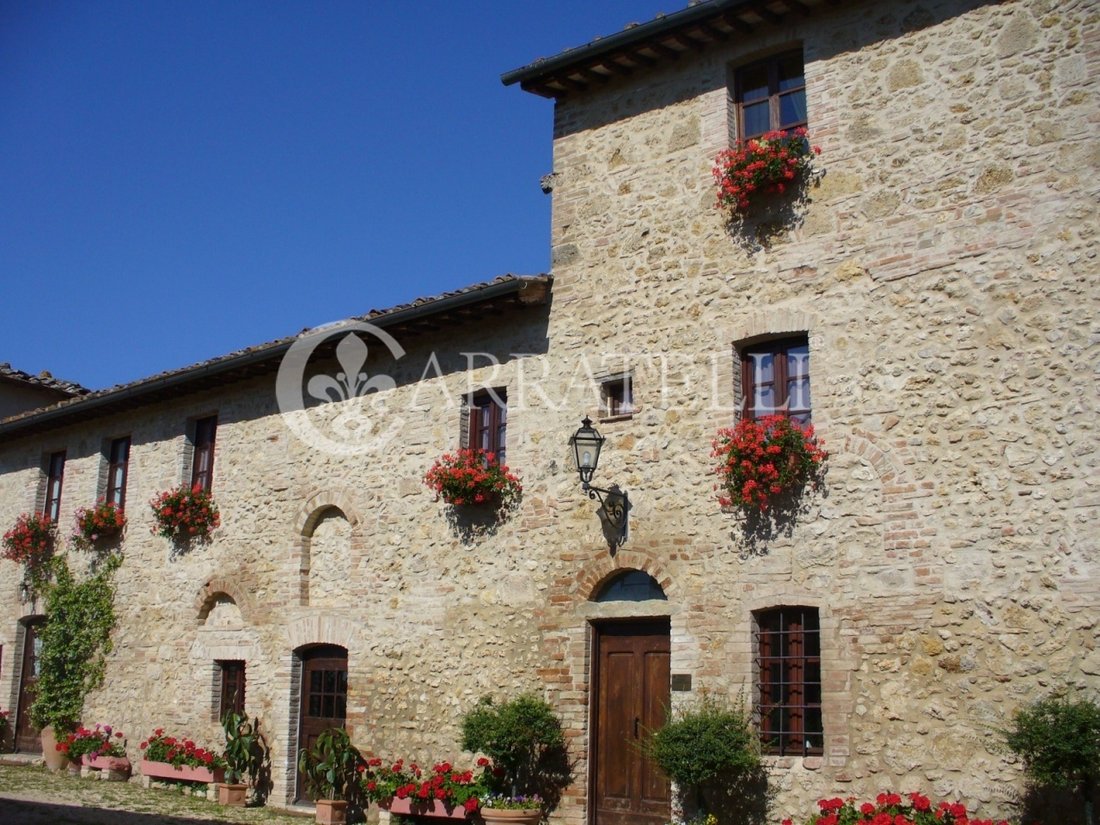 Country House in San Gimignano, Tuscany, Italy 1 - 17446847