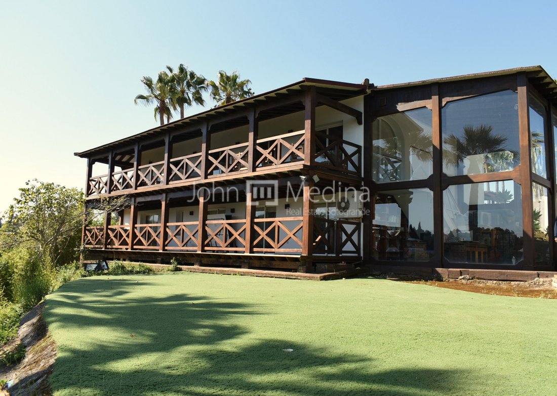Villa in Sotogrande, San Roque, Andalusia 1 - 17442667
