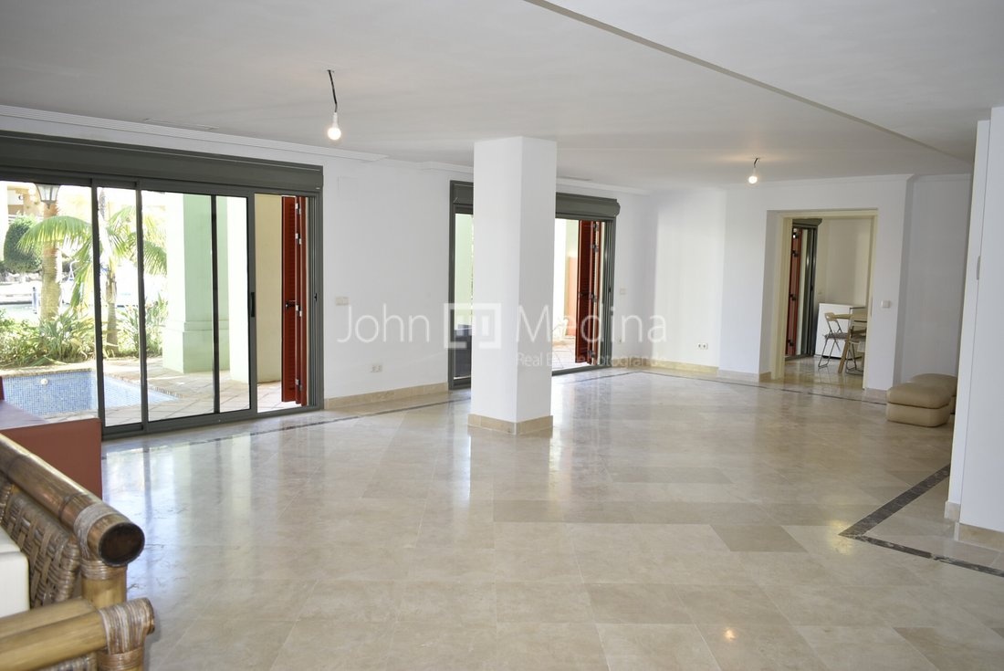 Apartment in Sotogrande, San Roque, Andalusia 5 - 17443110