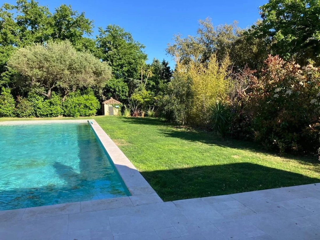 Villa in La Môle, Provence-Alpes-Côte d'Azur, France 5 - 17444775