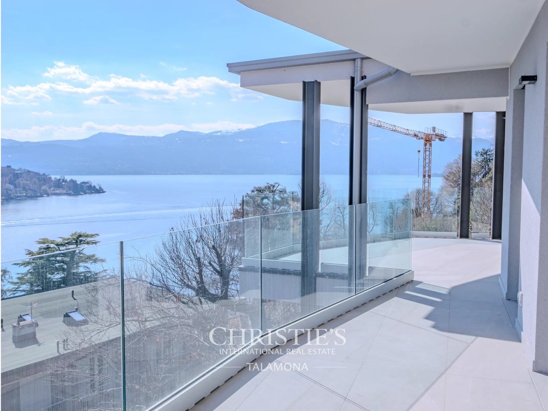 Apartment in Laveno-Mombello, Lombardy, Italy 1 - 17444523