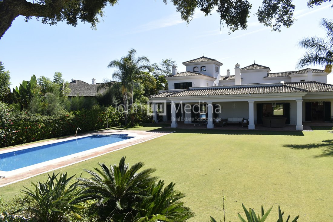 Villa in Sotogrande, San Roque, Andalusia 1 - 17442398